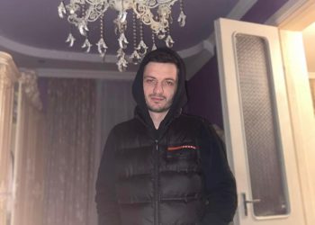 “კამერების გადამოწმებით ირკვევა, რომ ბოლოს ბათუმიდან გამოდის ქუთაისის მიმართულებით, პოლიცია ვერ პოულობს ჯერჯერობით“ – ბათუმში  ახალგაზრდა კაცს ეძებენ