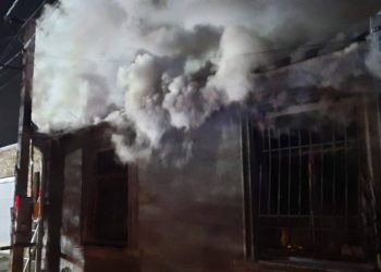 თელავში საცხოვრებელ სახლში ხანძარია – რა ხდება ადგილზე