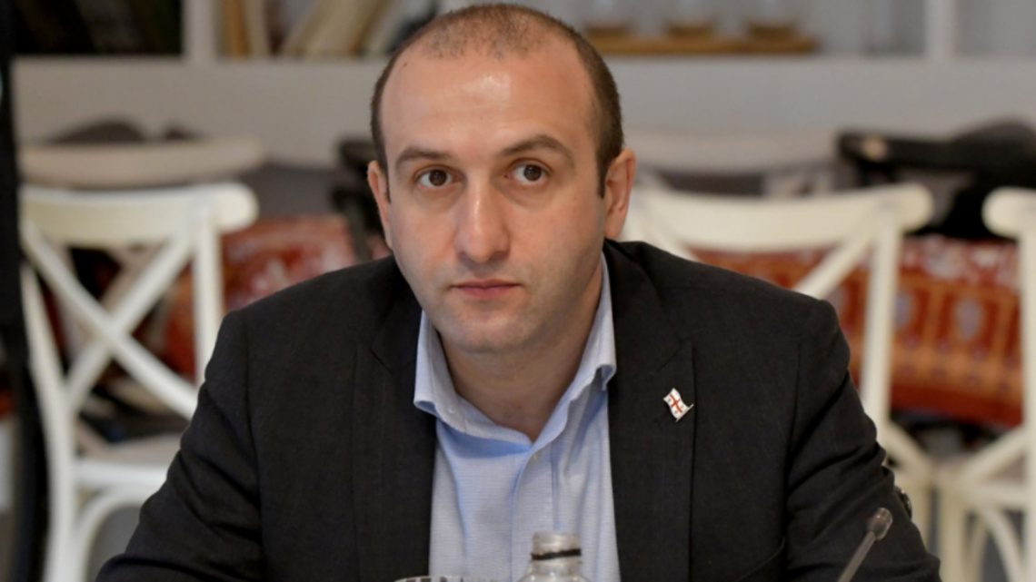 “ოლიგარქიული მმართველობის გულშემატკივარი ვარ”– რას ამბობს იაგო ხვიჩია