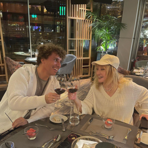 როგორ გამოიყურება 74 წლის ალა პუგაჩოვა დღეს – მაქსიმ გალკინი მოულოდნელ ფოტოს აქვეყნებს