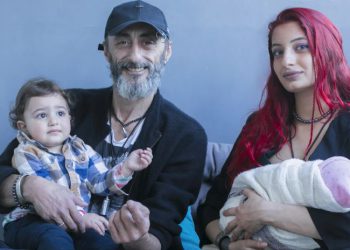 🎥გიორგი ყიფშიძის შვილები გაქრისტიანდნენ – რა სახელებით მოინათლნენ პატარა ლუნა და კოსმო