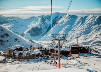 “პური 10 ლარი, ხაჭაპური 40-45 ლარი, სკიპასი – 70 ლარი…გუდაურს დღეს ტურისტი აღარ ყავს!” – რა ინფორმაცია ვრცელდება სოც. ქსელში