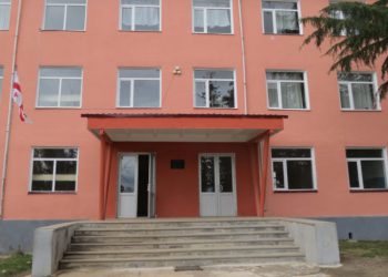 “მოსწავლემ ღუმელში დიდი ოდენობით დიზელის საწვავი შეასხა, რის გამოც ოთახში ღუმელის მილი გასკდა” – რა მოხდა ჭითაწყარის საჯარო სკოლაში