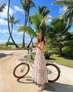 ფოტოები: 50 000-დოლარიანი ჩანთა, ძვირადღირებული ლუქები და მოგზაურობები - ქართველი მილიონერი წყვილის თავბრუდამხვევი ცხოვრება