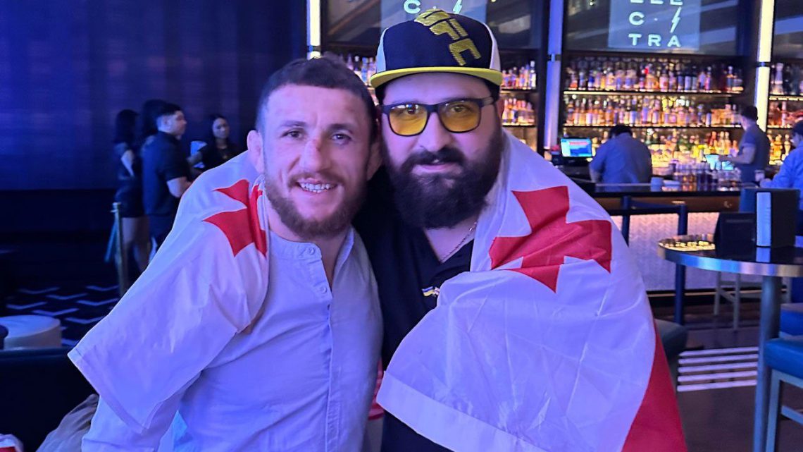 „მერაბი ჰომოფობი არ არის!.. ჩემთვის უკვე დიდი ხანია, ძმობის, მეგობრობის და ადამიანობის ჩემპიონია…“ – ვახო ბიჭიკაშვილი მერაბ დვალიშვილის მხადასაჭერ პოსტს აქვეყნებს