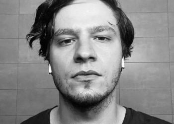 “კიდევ ერთი გოგო დაღუპულა ბასიანზე…ლიბერალური ბაბლი ისევ ჩუმადაა” – რას წერს დათო აბზიანიძე