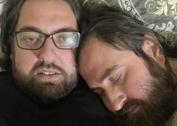 “7 წლის შემდეგ პირველად შეუძლია მხარზე თავი დამადოს და  ასე მშვიდად ჩაეძინოს”–  რა ფოტოს აქვეყნებს გიორგი მამალაძის ძმა