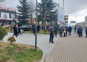 ხაშურში ერთმანეთს ორი ავტომობილი შეეჯახა – დაშავდა ერთი პირი