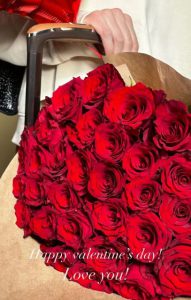 როგორ მიულოცა ირაკლი მაქაცარიამ მეუღლეს ვალენტინობა - ფოტომ დიდი მოწონება დაიმსახურა