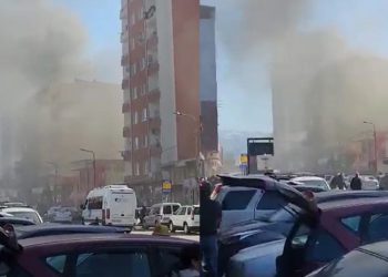 ბათუმში, ავტონაწილების საწყობში ხანძარია