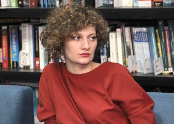 “კლასიკოსებში სულ ის მიშლიდა ხელს, რომ წარმოდგენა არ ჰქონდათ ქალზე” – რას წერს ბაია პატარაია