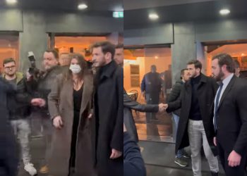 ხვიჩა კვარაცხელია და  ნიცა თავაძე კინოთეატრ “Metropolitan”-ში ლევან კოღუაშვილის ფილმის ჩვენებას დაესწრნენ