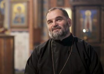 🎥ვინ არის სასულიერო პირი, რომელიც, 21 წელია, ონკო-ჰემატოლოგიის განყოფილების პაციენტებზე ზრუნავს – მამა მიქაელის ისტორია