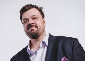 ვინ არის ახლახანს გარდაცვლილი ცნობილი ჟურნალისტი