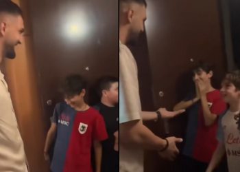 🎥 მამარდაშვილს ეზოს ბავშვებმა სახლში ამოაკითხეს – ემოციური კადრები