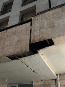 ცინცაძის ქუჩაზე კორპუსები ერთმანეთს 40-სმ-მდე დაშორდა - საგანგაშო კადრები საბურთალოდან