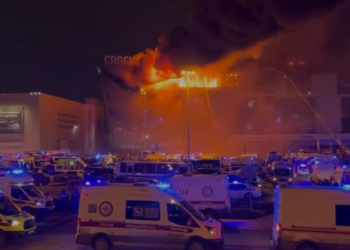 “თავდამსხმელები ცხედრებზე დარბოდნენ” – გადარჩენილების პირველი კომენტარი მოსკოვიდან