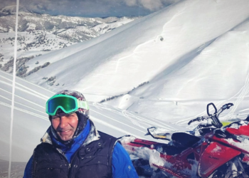 “ამბობენ, ძალიან ღრმა მასაშია ჩაფლულიო, მიუდგომელი ადგილია” – რას ამბობენ ადგილობრივები ზვავში მოყოლილ კაცზე?