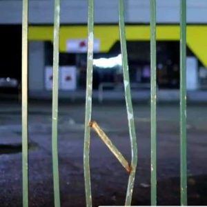 დინამოზე ადგილი, სადაც ბავშვები შეიპარნენ შეადუღეს - ნახეთ როგორ გამოიყურება გისოსები ახლა