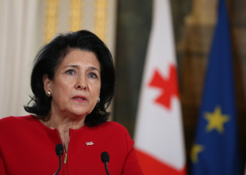 “ჩემი მანდატის ბოლომდე მივალ”- რა პოლიტიკური გეგმები აქვს სალომე ზურაბიშვილს