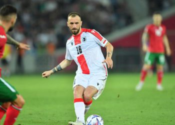 “ერთხელ, „მარშრუტკის“ მძღოლმა არ ამოუშვა, ისეთი ტალახიანი იყო ვარჯიშის მერე” – კვეკვესკირის მძიმე ბავშვობა გალიდან