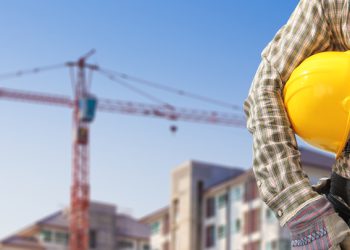 ქობულეთში, კორპუსის ხარაჩოდან მუშა ჩამოვარდა – რა ხდება ამ წუთებში ადგილზე