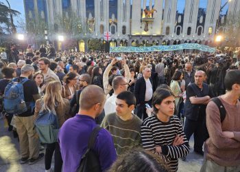 რუსთაველის გამზირი გადაიკეტა – რა ხდება ამ წუთებში ადგილზე?