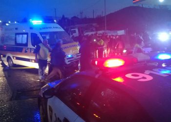 🎥მანქანებიდან ხალხი ვერ გადმოჰყავთ, საშინელება ხდება რიკოთზე – ნახეთ ვრცელდება უმძიმესი კადრები