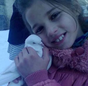 როგორ გამოიყურებოდა მატილდა გვარლიანი ბავშვობაში – იხილეთ ფოტო