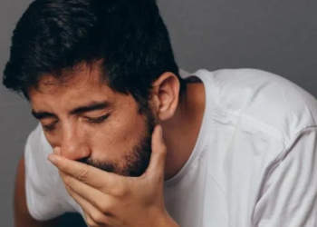 კიბოს ნიშნები, რომლებიც, შეიძლება, ჭამის დროს გამოვლინდეს