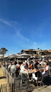 ზურიკო დავითაშვილის ოჯახური იდილია - ნახეთ, სად ისვენებს ფეხბურთელი