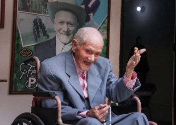 ვინ არის მსოფლიოს ყველაზე ხანდაზმული მამაკაცი, რომელიც ცოტა ხნის წინ გარდაიცვალა