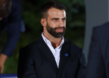 რა ქონებას ფლობს პარლამენტარი დავით კაჭარავა?