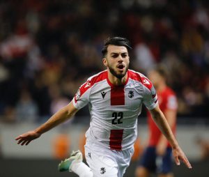 "ის ლიონში დაიბადა, ფეხბურთზე მამამ შეიყვანა, როცა 6 წლის იყო" - როგორია ლიონში დაბადებული ბიჭის გზა სამშობლოსკენ