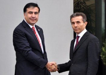 “ბიძინა, ძაან გიჩანს უკვე მიშა და გაგვეშვი, რა”- რას წერს ირაკლი აბსანძე