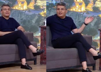 რა ღირს ფეხსაცმელი, რომელიც მამუკა მდინარაძეს შიშველ ფეხზე აცვია?