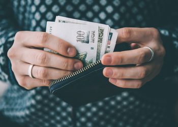 ,,ხალხი ამოისუნთქებს, მაისიდან პენსია ყველას გაეზრდება” – ნახეთ სია, გეკუთვნით თუ არა გაზრდილი პენსია