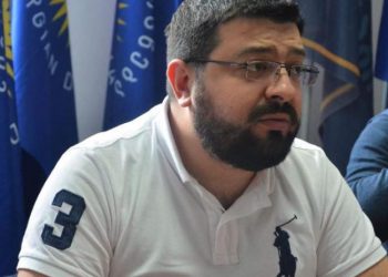 დედებს მოგი**ნავთ ტო, თქვენ და**ევებულ დონორებს რა ჰგონიათ-“ოცნების” შავი პროპაგანდისტი დეპუტატი სამხარაძე მოქალაქეს აგინებს და ემუქრება