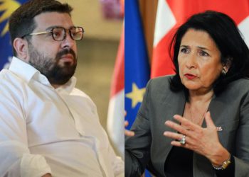 “საკუთარი ქვეყნის გერბის ქვეშ რომ არ დაგაყენებენ და კუთხეში დადგომის არანაირი პრეტენზია არ გაგაჩნია – ეს არის იმ ქალის დამოკიდებულება” – სამხარაძე პრეზიდენტზე