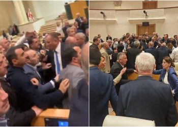 🎥 “ოცნების დეპუტატები ოპოზიციას პარლამენტში სცემენ… გვესვრიან ბოთლებს” – რა ხდება დარბაზში?