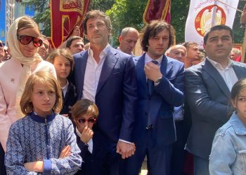 🎥 ოჯახის სიწმინდის დღეზე კახა კალაძე ოჯახთან ერთად მივიდა