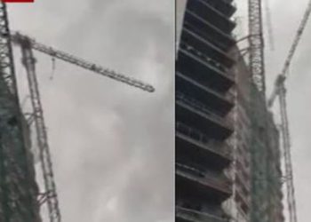 🎥ძლიერმა ქარმა ამწე მყობრიდან გამოიყვანა – რა კადრები გადაიღო მოქალაქემ თბილისში, ერთ-ერთ სამშენებლო ობიექტთან?