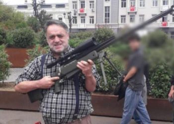 ჟურნალისტის წინააღმდეგ 26 მაისს სამხედრო ტექნიკის გამოფენაზე კონტრ-სნაიპერული შაშხანით გადაღებული ფოტოს დადების გამო, სისხლის სამართლის საქმე აღძრეს