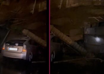 საბურთალოზე ძლიერი წვიმის შედეგად მიწა ჩამოიშალა და მანქანა მოიყოლა – რა ხდება ამ წუთებში ადგილზე?