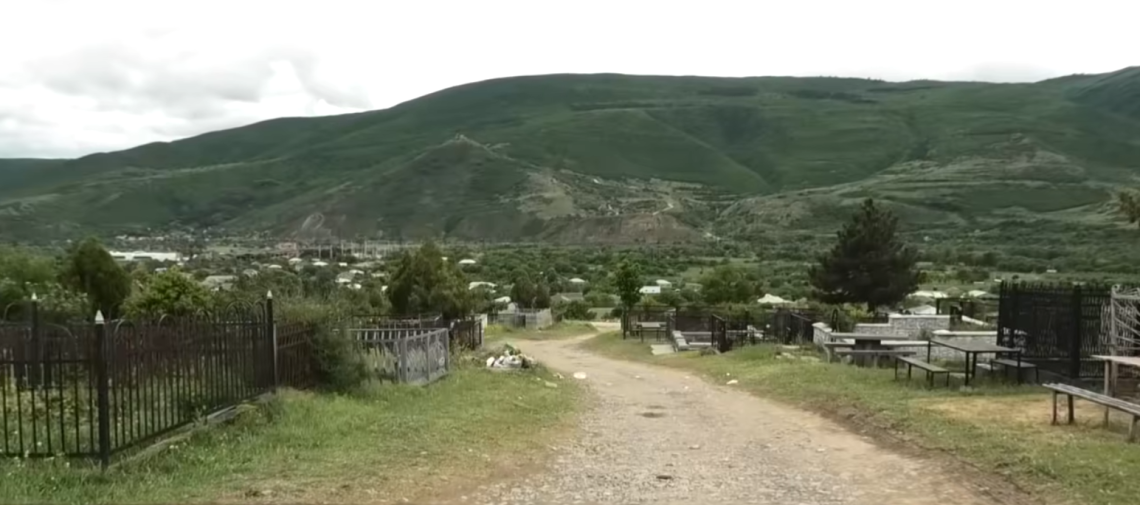 🎥 როგორია ახლახან სასაფლაოზე ავარიის შედეგად დაშავებული ბავშვის მდგომარეობა?