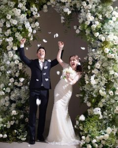 დაქორწინდა სოფია კვინიკაძე კორეელ რჩეულზე – ნახეთ გრანდიოზული ქორწილის კადრები პირველ კომენტარში