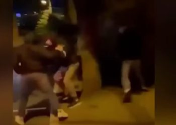 🎥ბაიკერ ლაშა ღვინიანიძეს თავს დაესხნენ – ვრცელდება ვიდეო, სადაც ჩანს, როგორ უსწორდება ფიზიკურად ღვინიანიძეს რამდენიმე პირი 