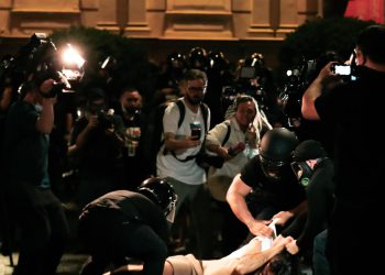 ცნობილია კიდევ 6 სპეცრაზმელის ვინაობა, რომელიც აქციაზე ბავშვებს გამეტებით ურტყამდა