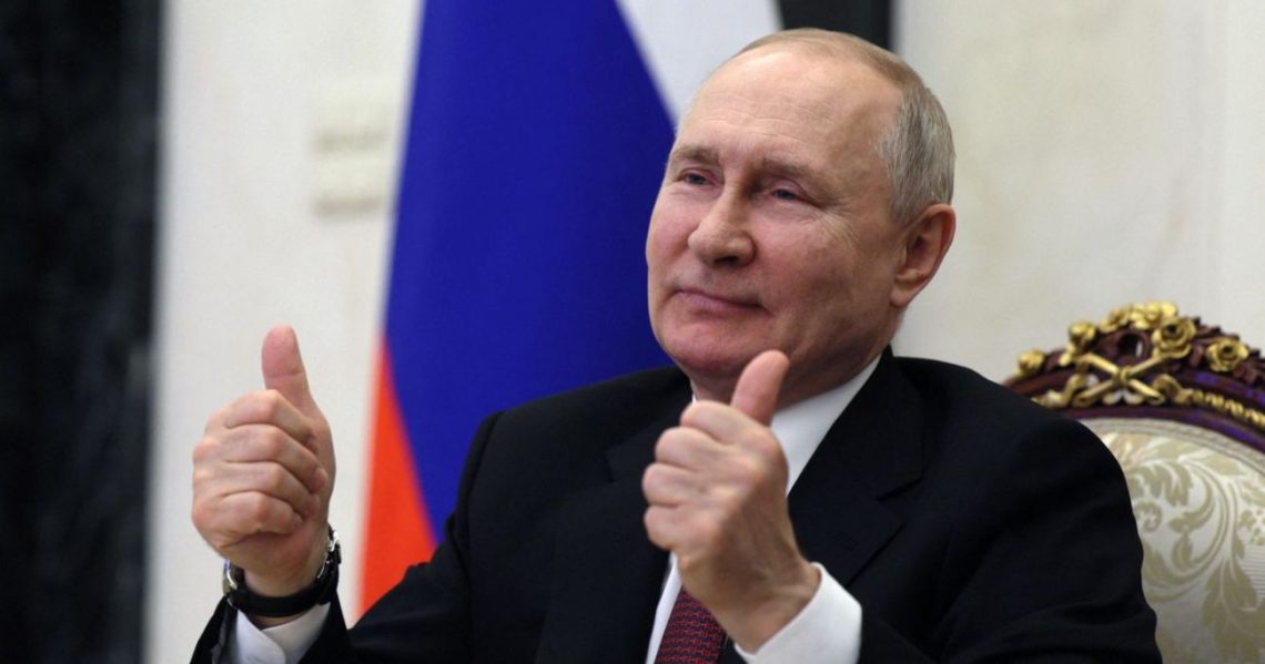 უნდა შეწყდეს ჩვენი ისტორიის დამახინჯება – პუტინმა ქართველ ხალხს გამარჯვების დღე მიულოცა