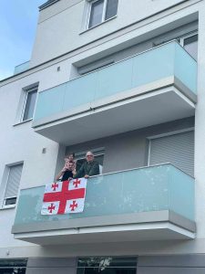 რას წერს ბუდუ ზივზივაძის მამა?